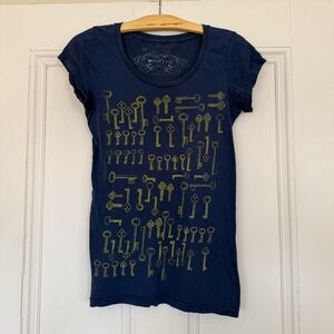 Graphic T-Shirt with Key Print